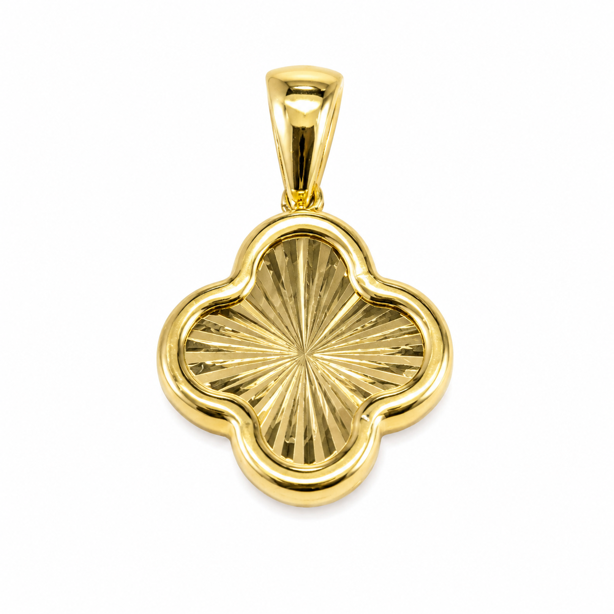 Privjesak od zlata 14KT u žutom tonu dekorativnog oblika, dimenzije 1 cm x 1 cm.