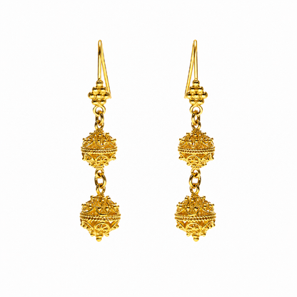 Naušnice zlatne 14KT Tradicija duge

Ove elegantne naušnice izrađene su od 14-karatnog žutog zlata i inspirirane su tradicionalnim dizajnom koji odiše bezvremenskom ljepotom. Njihova dužina od 5 cm i širina od 1,5 cm pružaju izdužen i profinjen izgled. Idealne su za posebne prigode ili svečane trenutke, dodajući luksuzan i upečatljiv detalj vašem stilu.