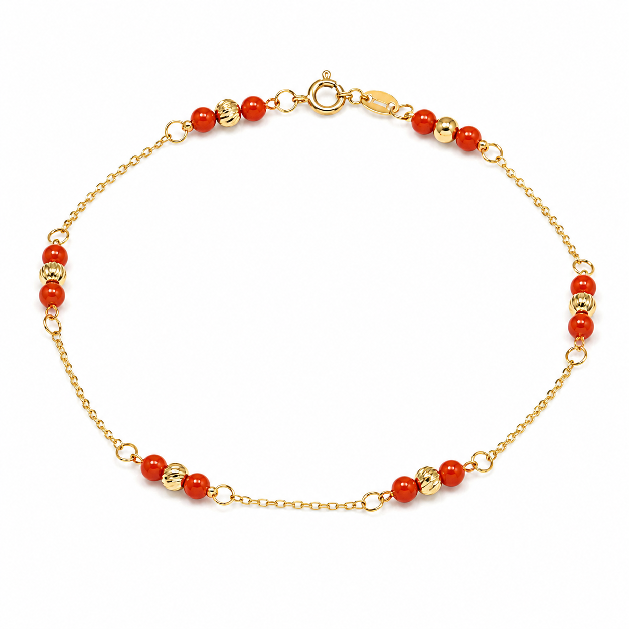 Narukvica zlatna 14KT

Ova elegantna narukvica izrađena je od 14-karatnog žutog zlata. Njezina dužina od 18 cm osigurava ugodno nošenje i savršeno pristajanje na zapešću. Zahvaljujući bezvremenskom dizajnu, idealna je za svakodnevno nošenje ili posebne prigode, dodajući suptilan i luksuzan detalj vašem stilu.