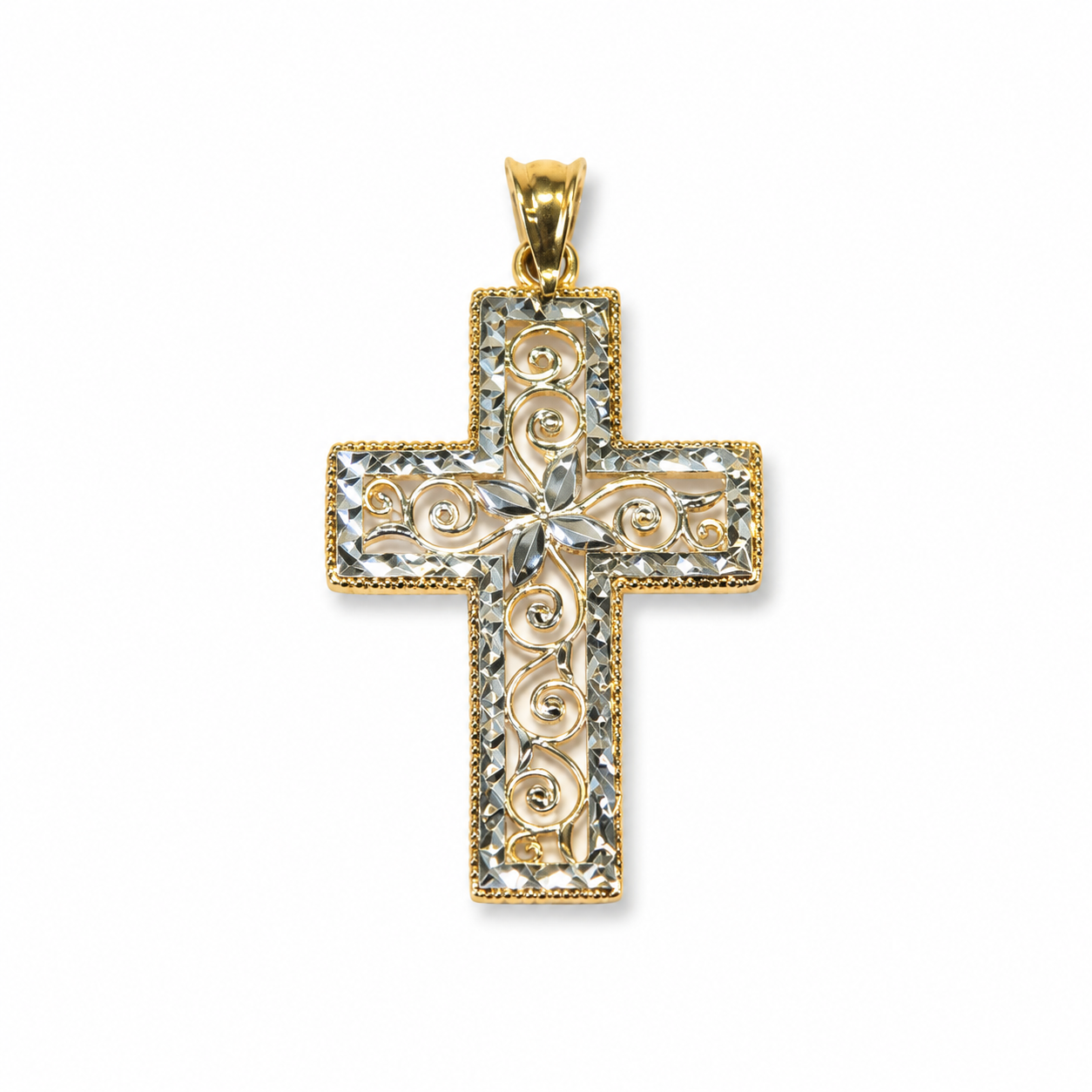 Privjesak križ od zlata 14KT u višebojnom tonu dekorativnog dizajna, dimenzije 2.5 cm x 1 cm.